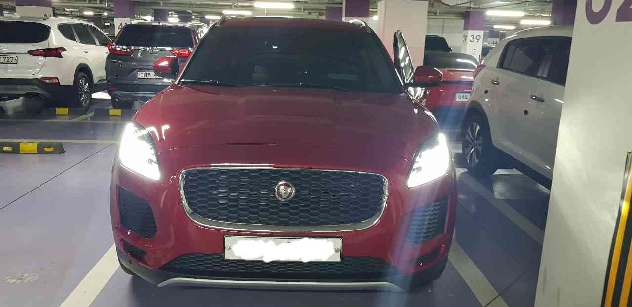 재규어 E-Pace D180 SE 게시글 썸네일