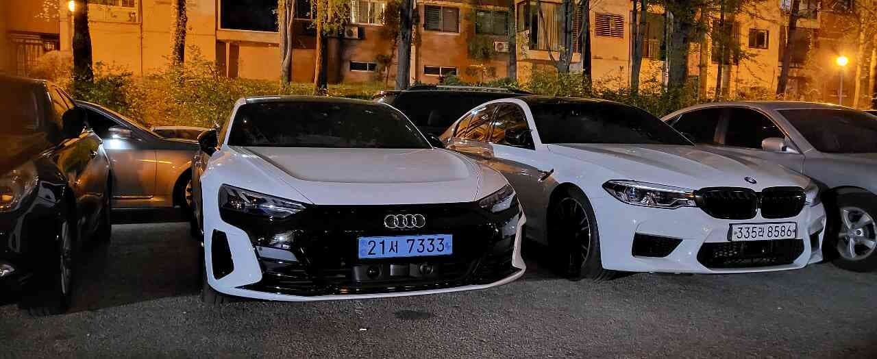 아우디 e-트론 GT 콰트로 프리미엄 게시글 썸네일