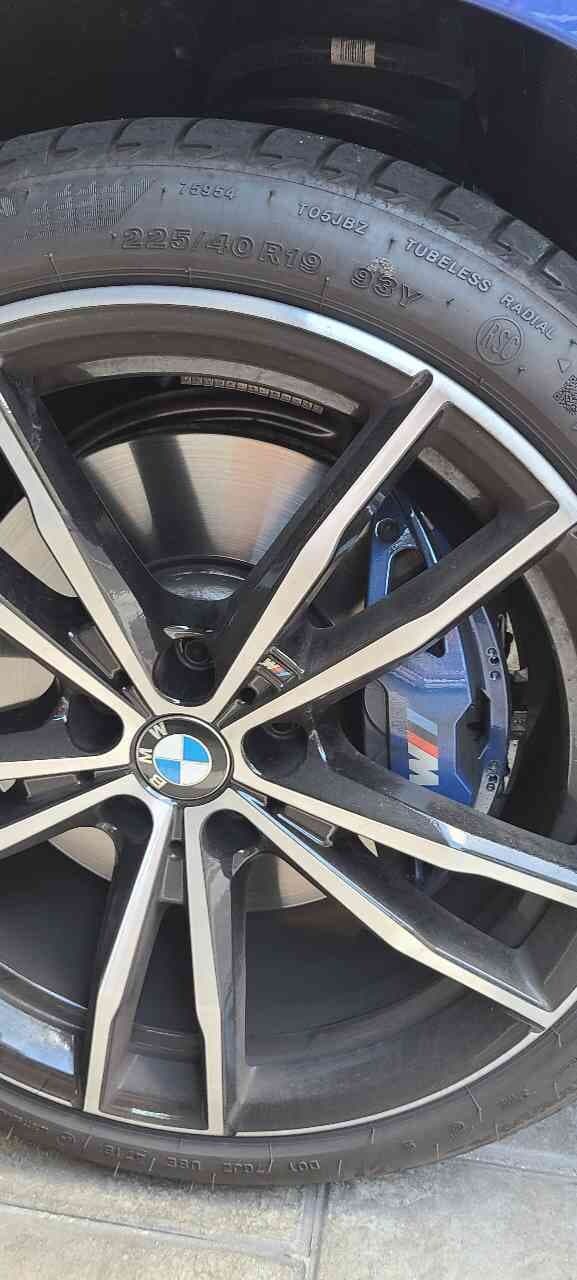 BMW 3시리즈 330i xDrive M 스포츠 패키지 게시글 썸네일