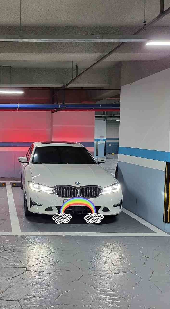 BMW 3시리즈 330i 럭셔리 게시글 썸네일
