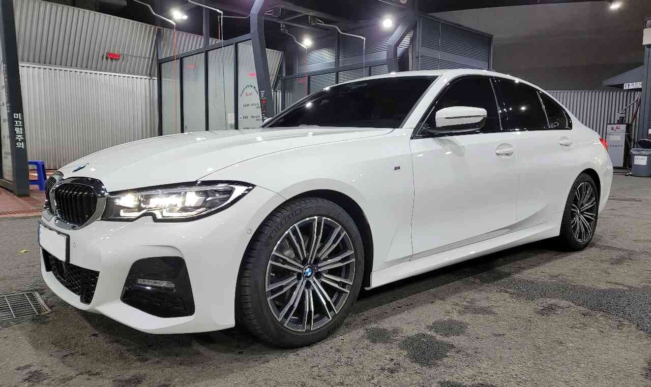 BMW 3시리즈 320i M 스포츠 게시글 썸네일