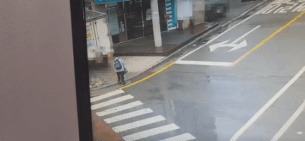 애가 죽을뻔 했는데.. 나쁜넘이네요 게시글 썸네일