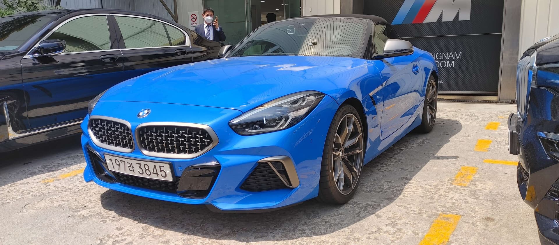 BMW Z4 M40i P2 게시글 썸네일