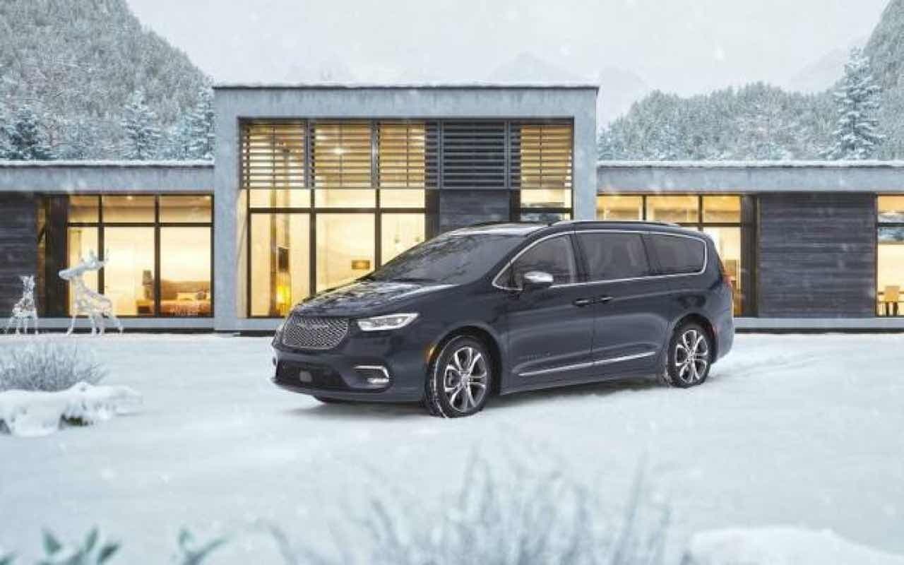 실용성 최강자 '미니밴' 다시 뜬다 게시글 썸네일