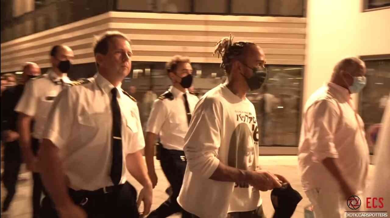 (실물영상) 루이스 해밀턴의 파가니 존다760LH? 게시글 썸네일