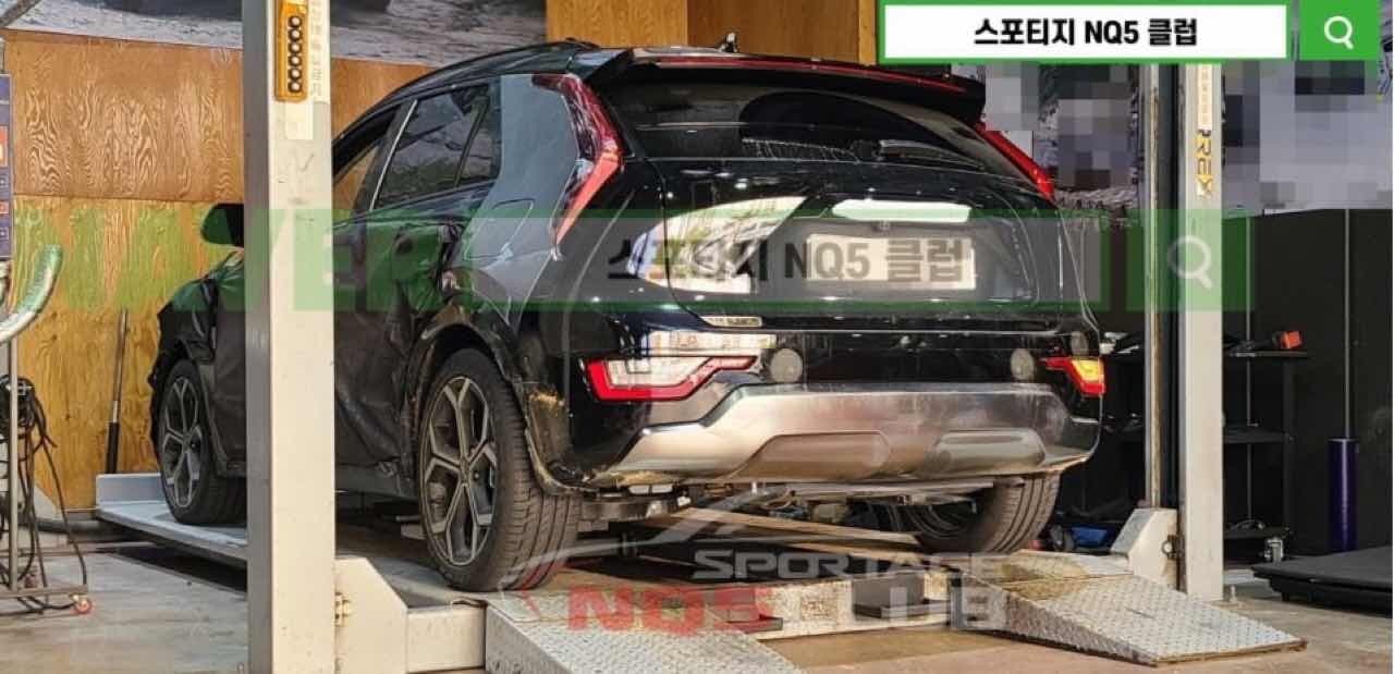 니로 풀체인지 테스트카 (뒷모습 유출)  게시글 썸네일