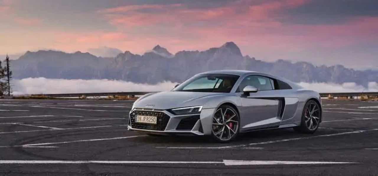 AUDI—R8도 전기차로 나올 것으로 ㅠㅠ 게시글 썸네일