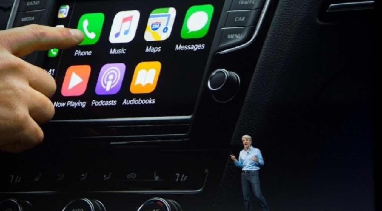 애플, 아이폰으로 차량 기능 제어 '아이언하트(IronHeart)' 도입 추진 게시글 썸네일