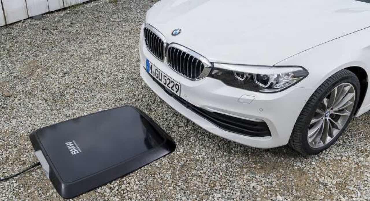 주차만 하면 OK 전기차의 다음 스텝..'무선충전'으로 불편함 해소될까 게시글 썸네일