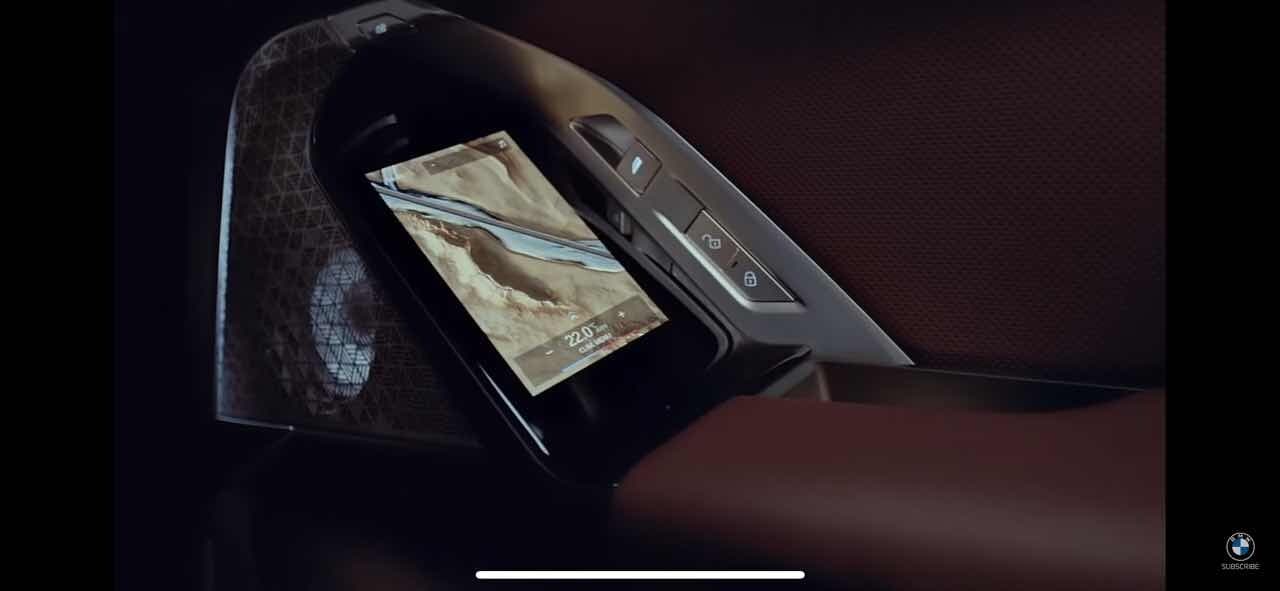 i7, 7시리즈 공식 트레일러 게시글 썸네일