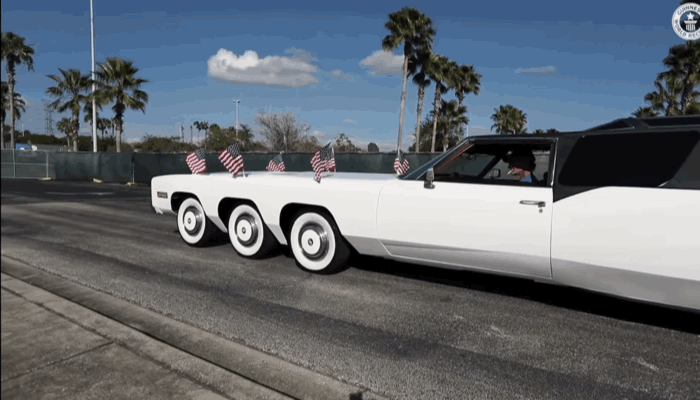 [영상] "차 안에서 수영을?" 세계에서 제일 긴 자동차 등장 게시글 썸네일