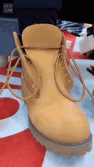 신발끈 신기하네요^^ 게시글 썸네일