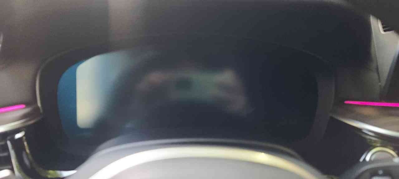 BMW 5시리즈 20년형 G30 계기판 꺼짐? 게시글 썸네일