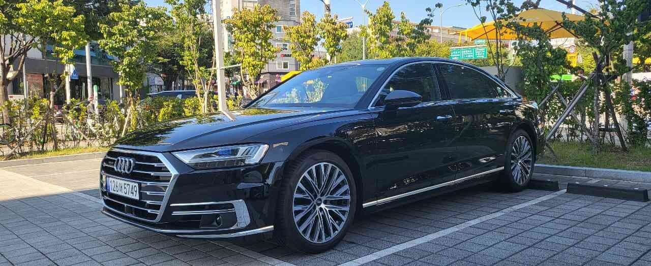 아우디 A8 L 60 TFSI Quattro (5인승) 게시글 썸네일