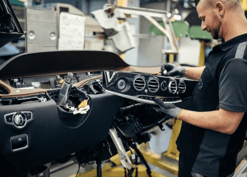 벤츠 코로나로 인하여 2주 생산중단  게시글 썸네일