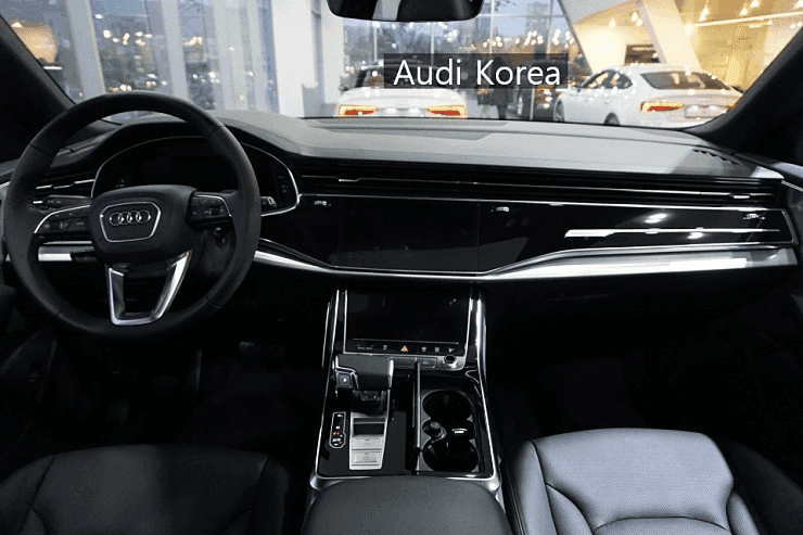아우디 Q8 옵션 실내 디테일 사진  게시글 썸네일