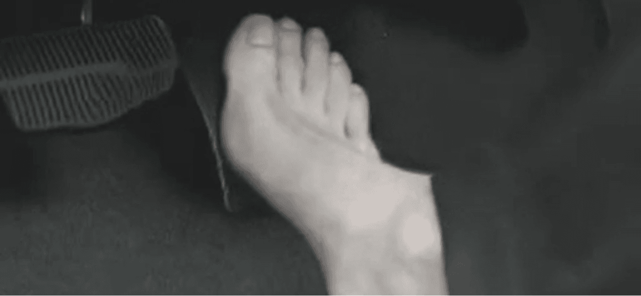 어떤 차량 cf일까요? 게시글 썸네일