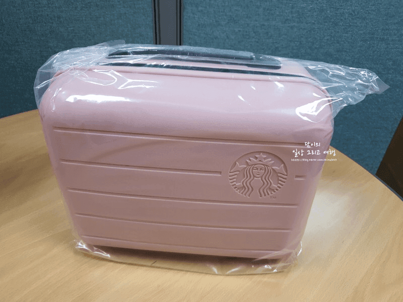 스타벅스 여름 프리퀀시 상품받으러.. 게시글 썸네일
