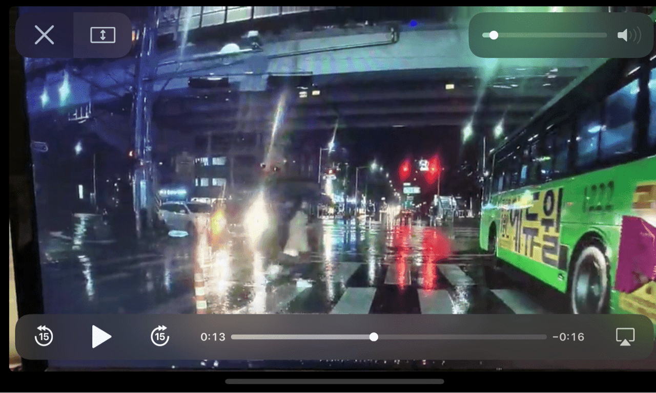 역대급 횡단보도사고 (feat. 덤앤더머) 게시글 썸네일