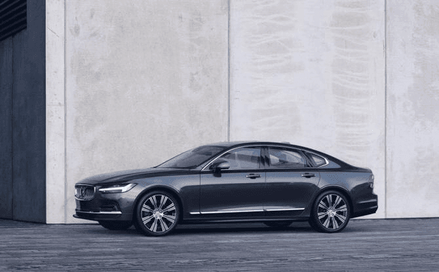 530i와 E300을 잡을 “갓”성비 차가 나왔네요  게시글 썸네일