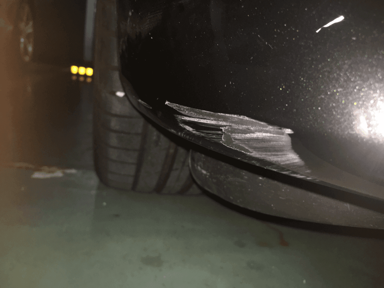 520i 범퍼 긁힘  게시글 썸네일