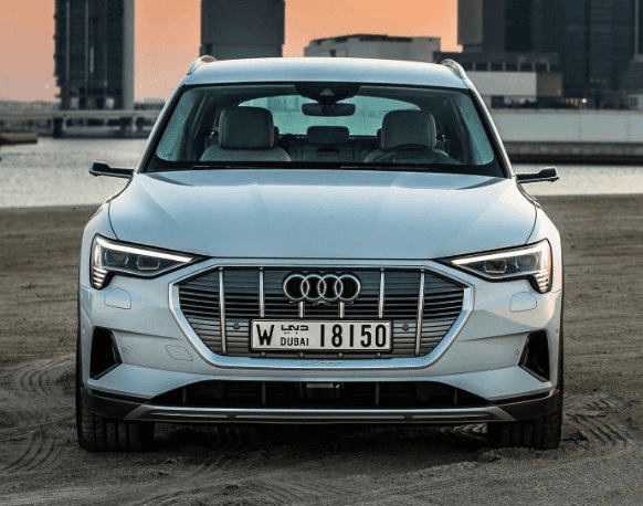 아우디 이트론 생각보다 인기가 많네요 ^^ 게시글 썸네일