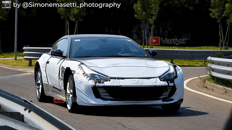 페라리의 첫 SUV 프로산게 테스트카 떳습니다 ^^ 게시글 썸네일