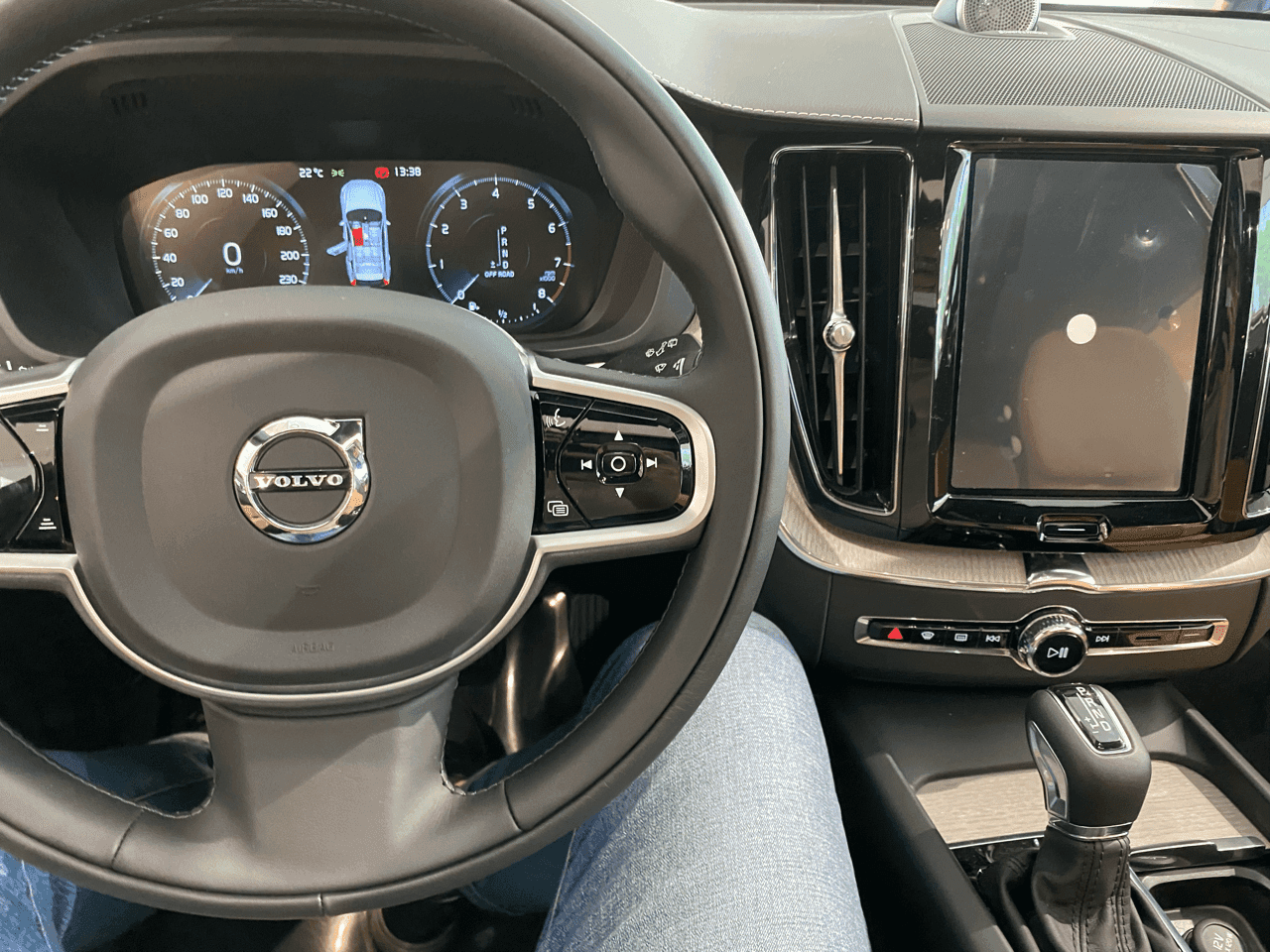 볼보 XC60 T6 AWD Inscription 게시글 썸네일