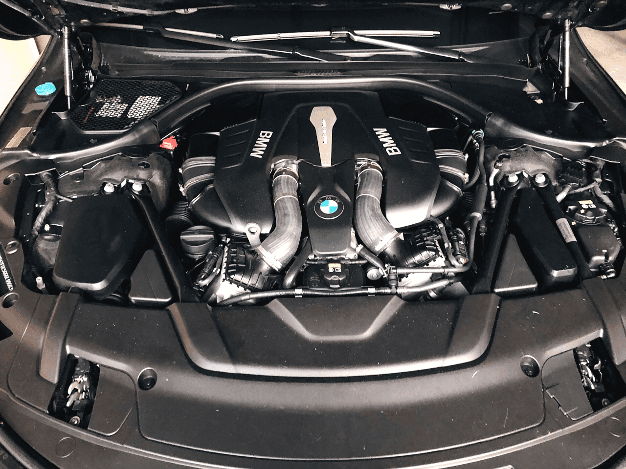 제 차에는 귀신이 들렸나봅니다 ㅎㅎ 게시글 썸네일