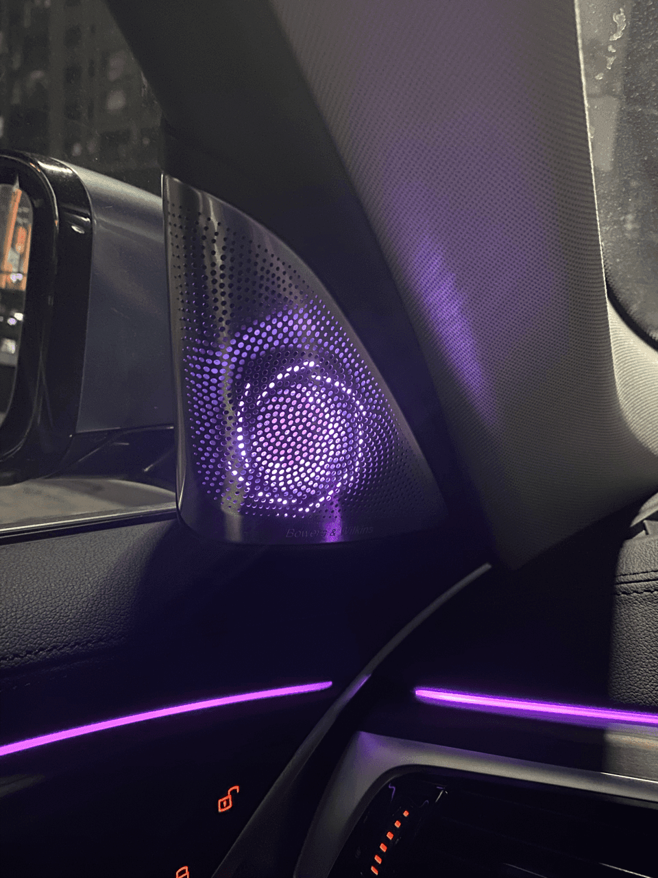 오 이런것도 생겼네요 ^^ 저는 회오리 트위터, 스피커 게시글 썸네일