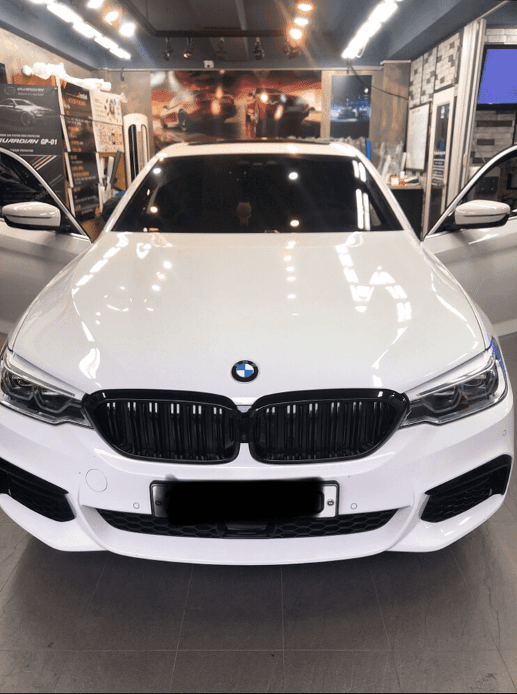 BMW530i 그릴변경 실내랩핑 게시글 썸네일