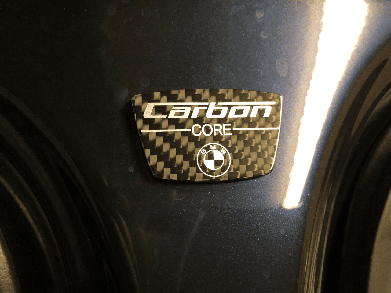 7시리즈의 문을 열 때마다 보이는 게시글 썸네일