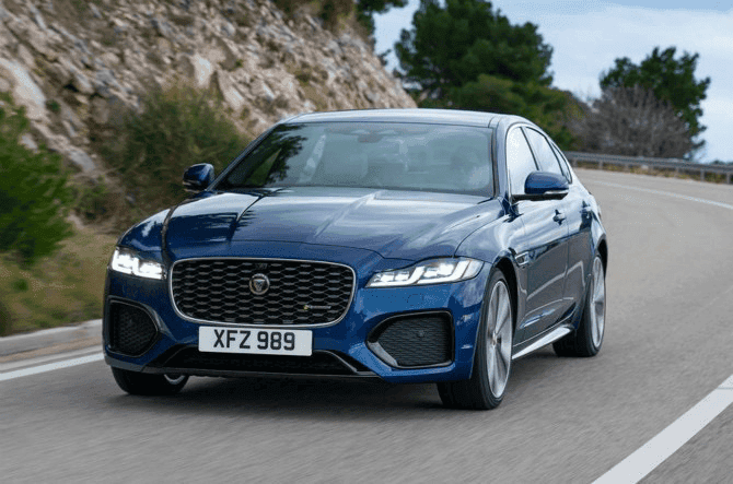 재규어 XF 페이스리프트 드디어 나왔습니다 ㅎ 게시글 썸네일