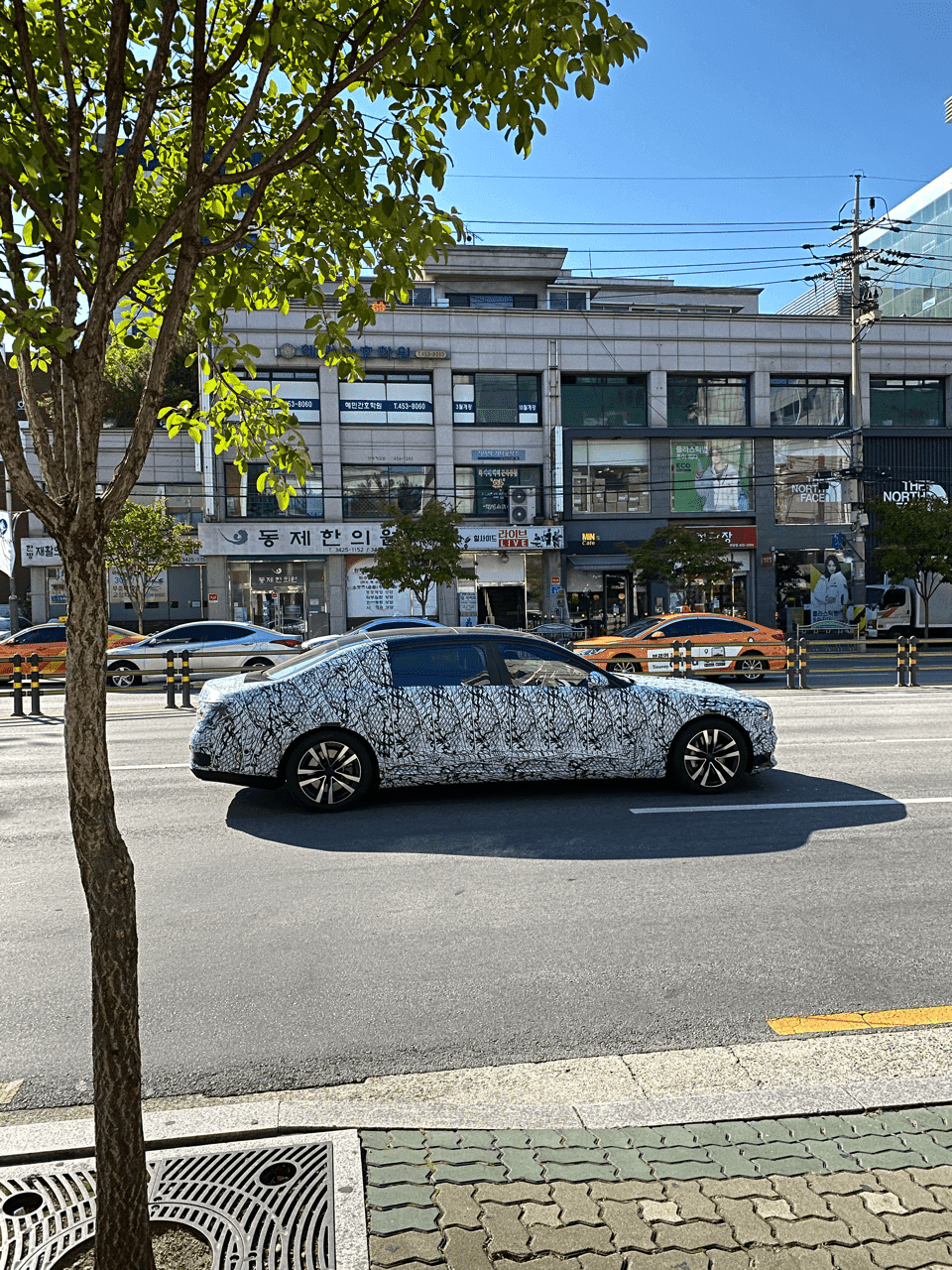 신형 S클래스 봤어요 게시글 썸네일