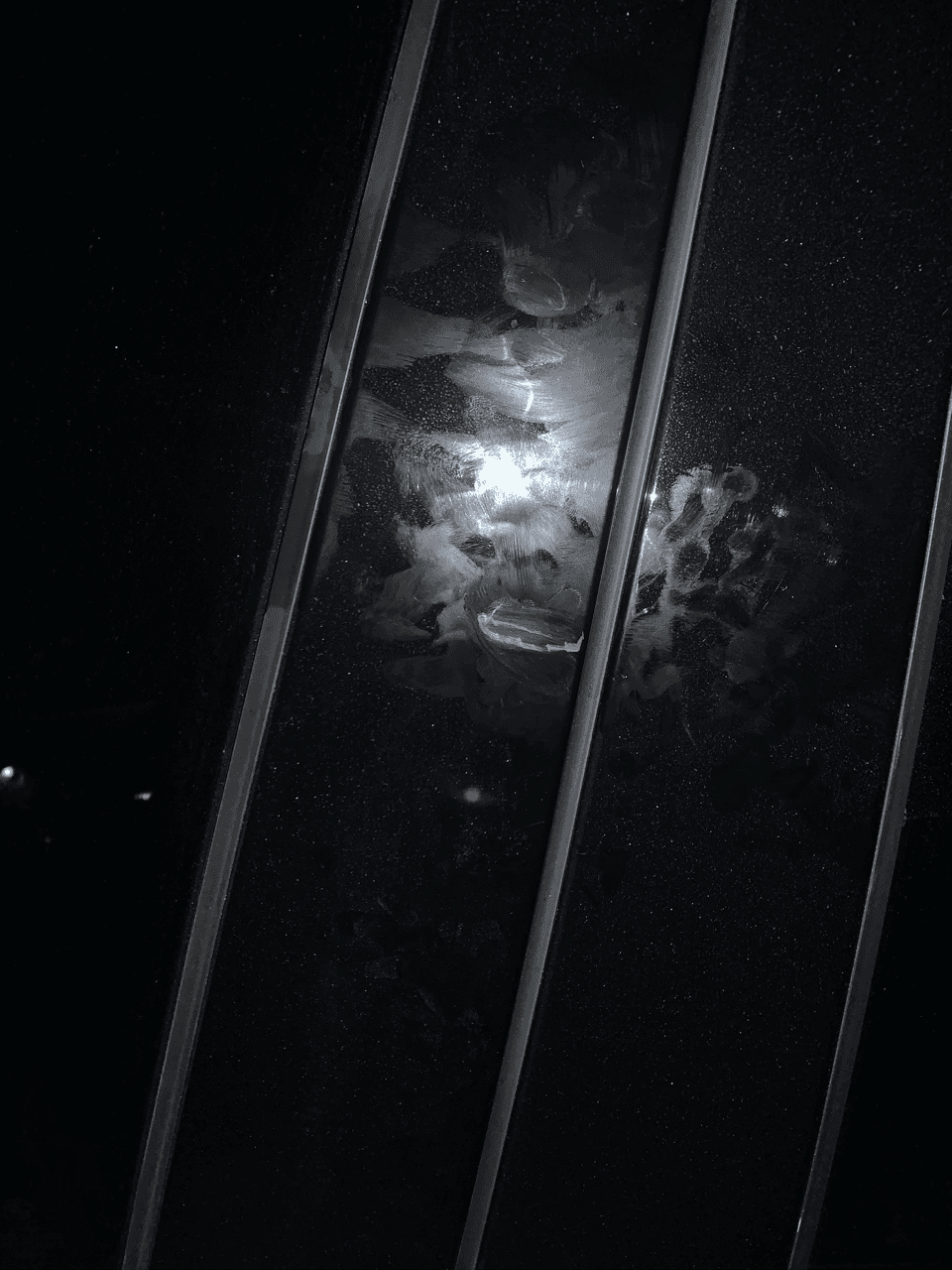 b필러 흠집 봐주세요 ㅠㅠ bmw320i 게시글 썸네일