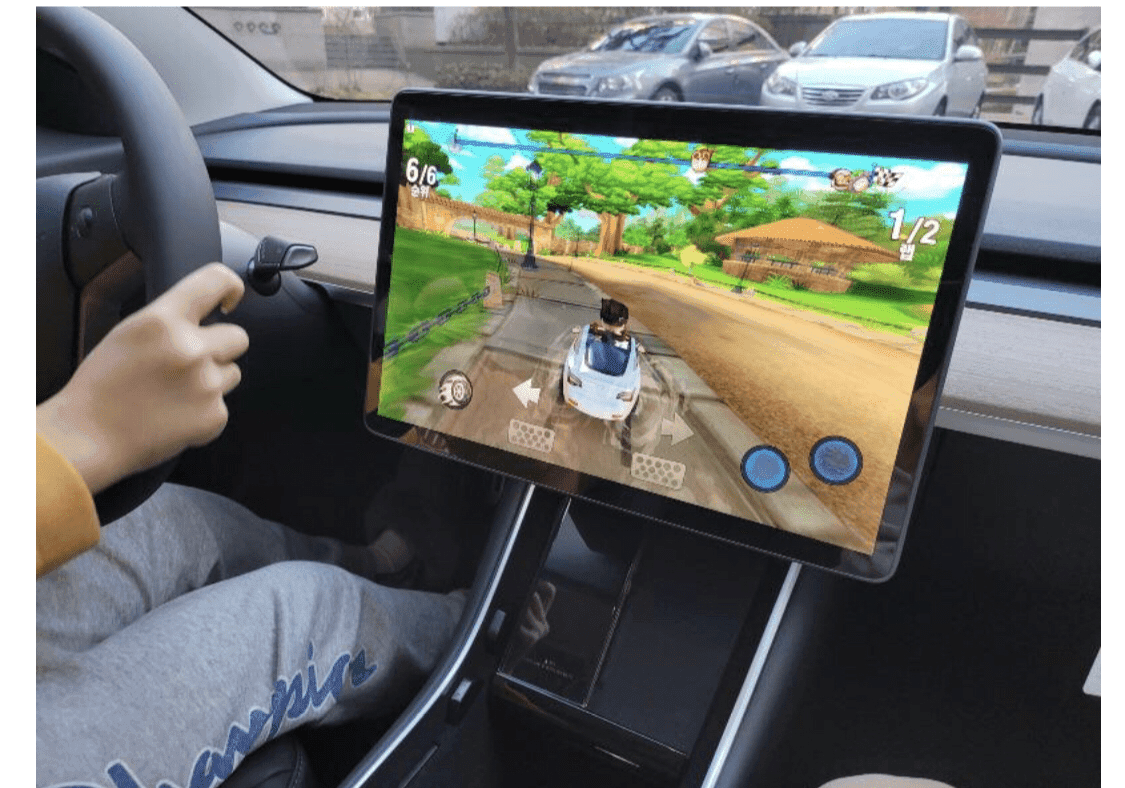 테슬라의 재미있고 부러운.기능 게시글 썸네일