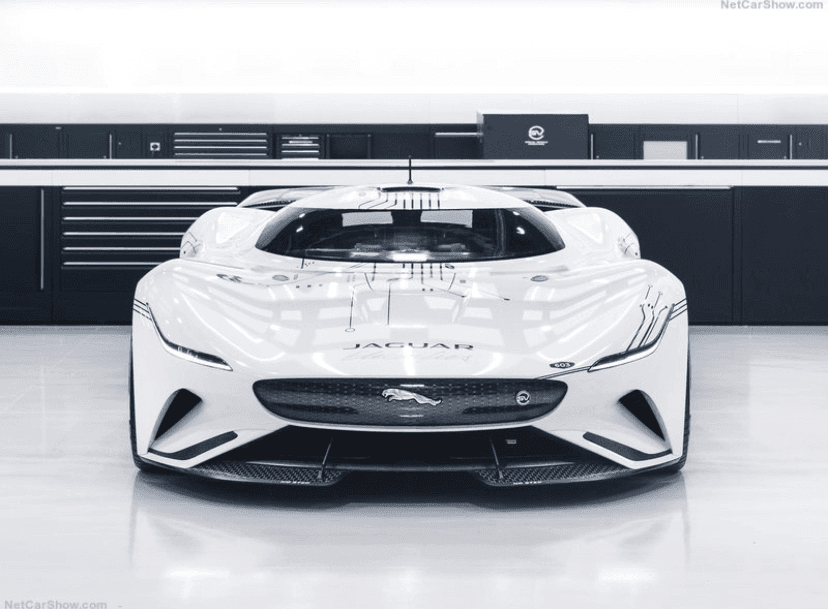 재규어 슈퍼카 상세 이미지 공개  게시글 썸네일