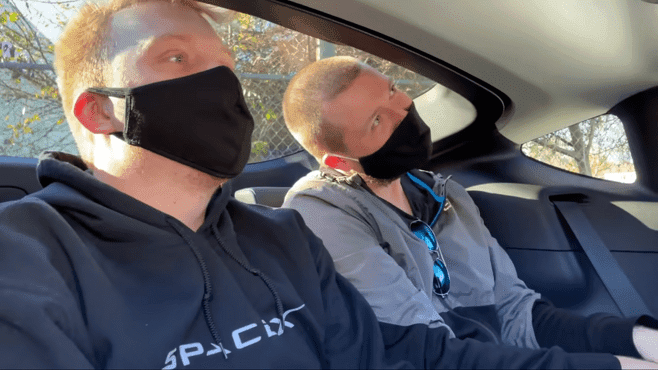 테슬라 모델 Y는 5인승으로 주문 해야겠네요  게시글 썸네일