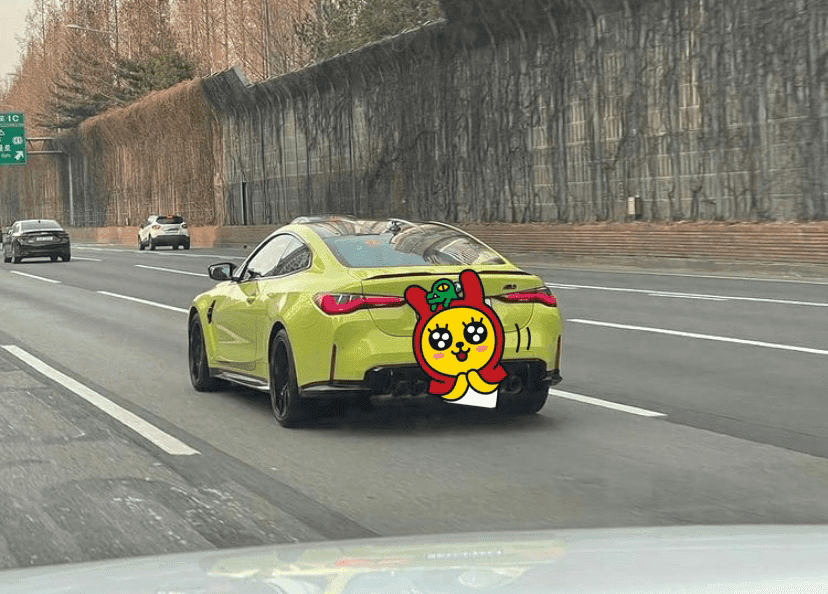 출시도 안한 BMW들이 벌써 공도에 돌아다니네요 게시글 썸네일