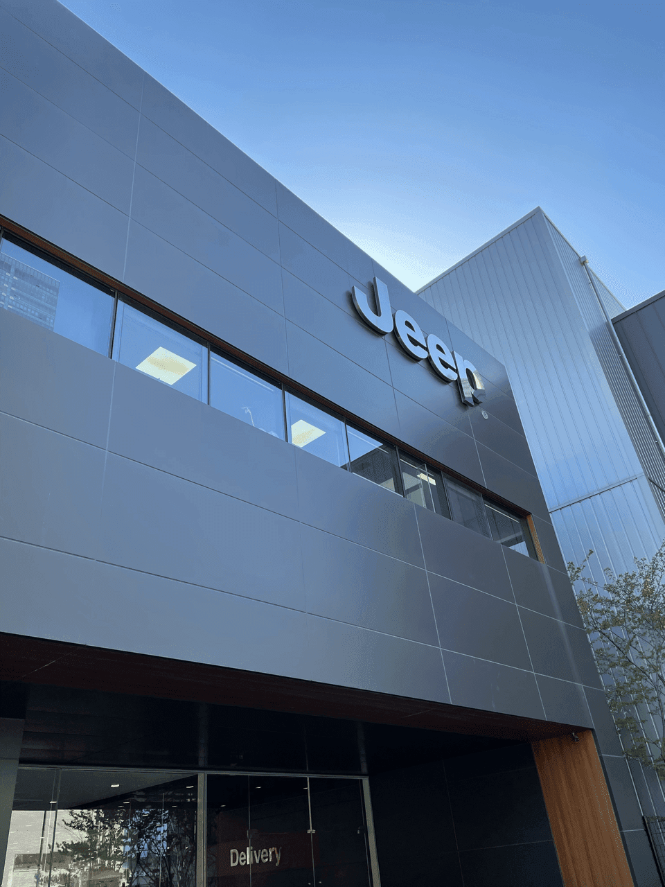 Jeep 수원 전시장 게시글 썸네일