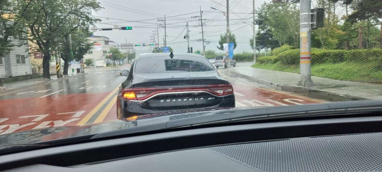 그렌저 Xdrive 멋지네요 게시글 썸네일