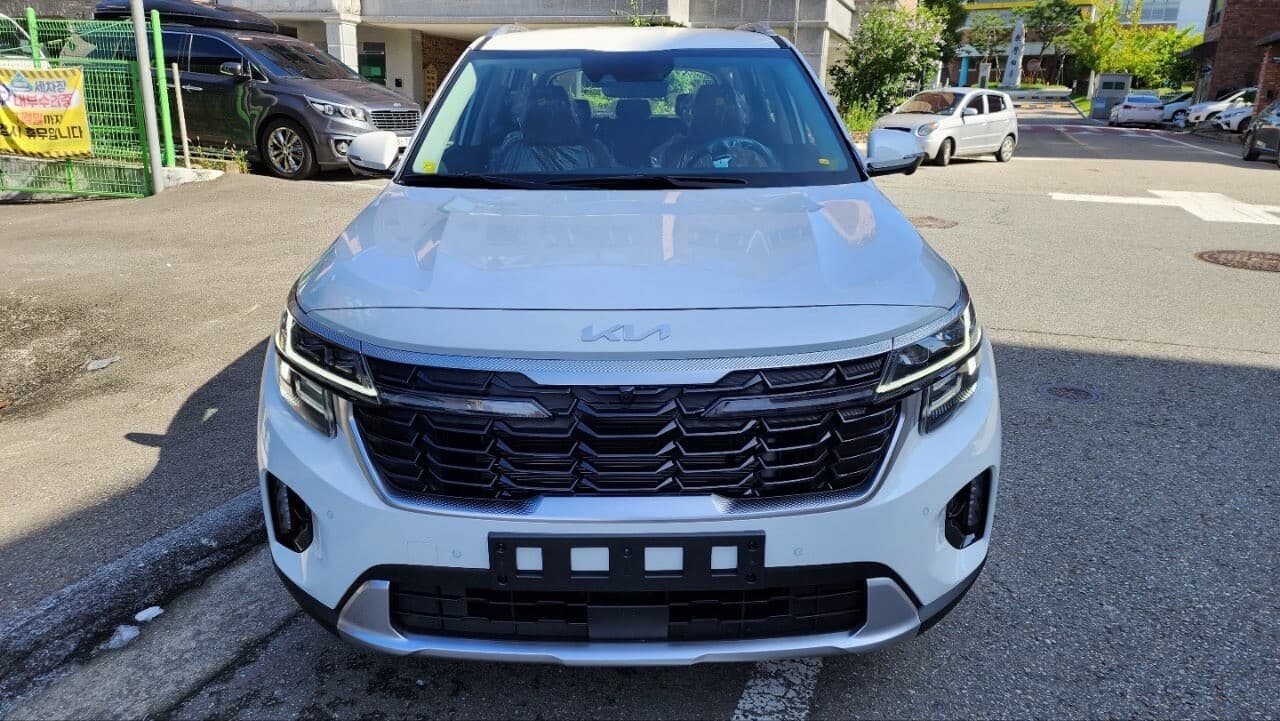 2024 셀토스 시그니처 2wd 게시글 썸네일