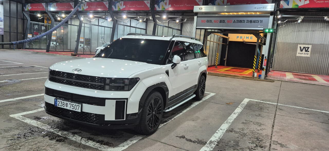 현대 싼타페 하이브리드 캘리그래피 블랙잉크 6인승 게시글 썸네일