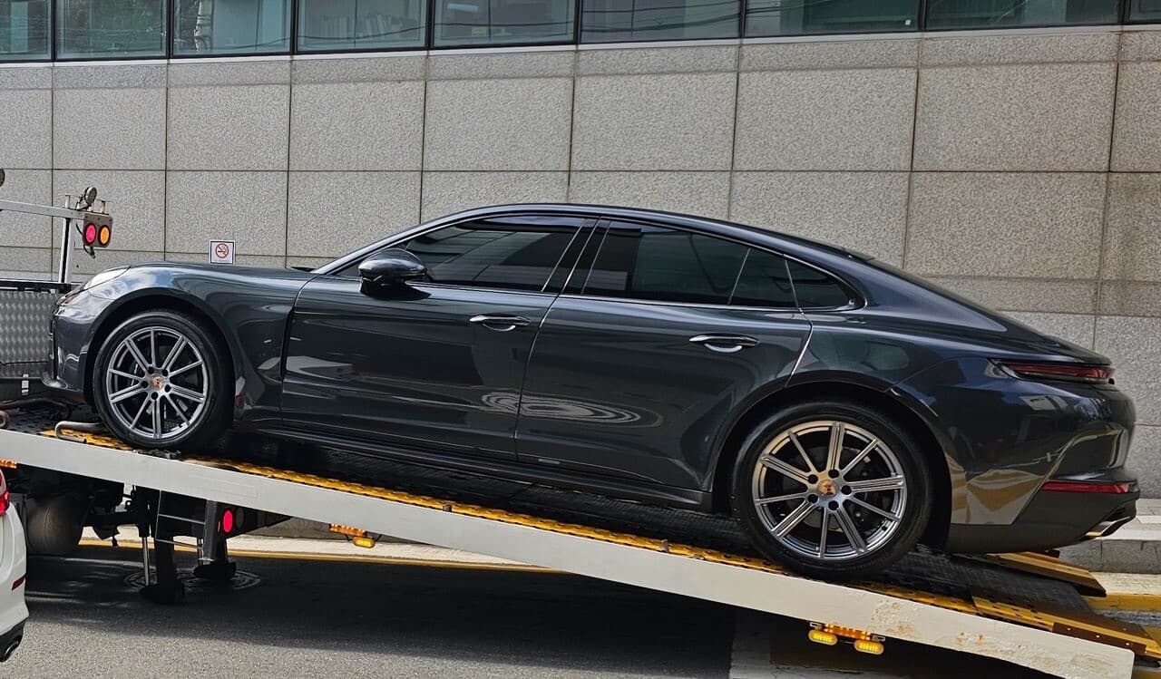 포르쉐 파나메라 4 게시글 썸네일