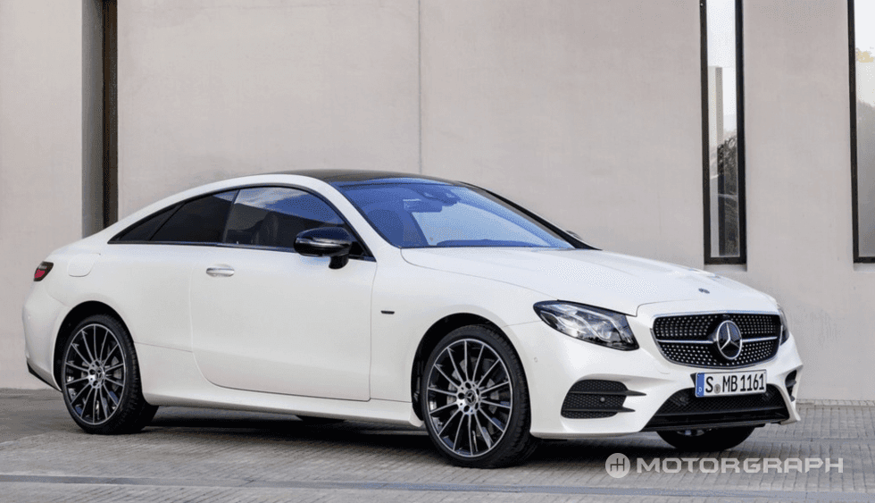 긴급)) 무슨 차 사야 여자친구 생김?? 머스탱 쿠페 vs e220d 쿠페 게시글 썸네일