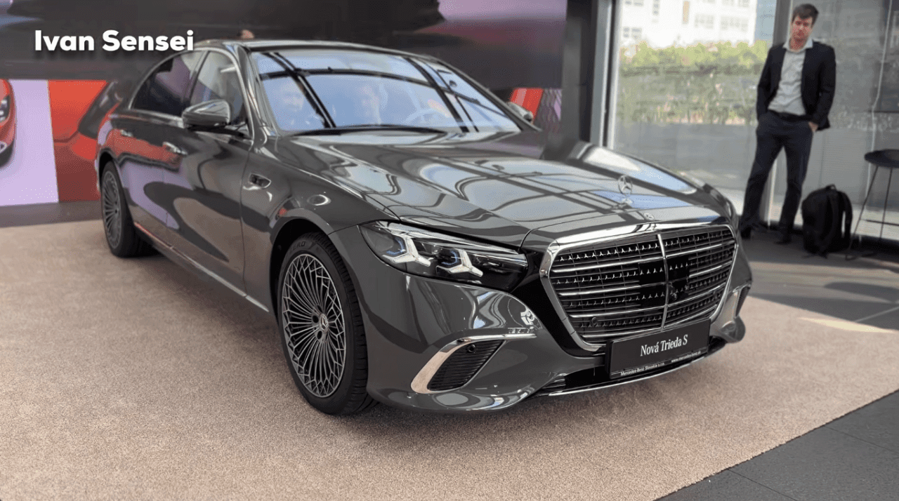 벤츠 S클래스 페이스리프트 전시차 실물사진  게시글 썸네일