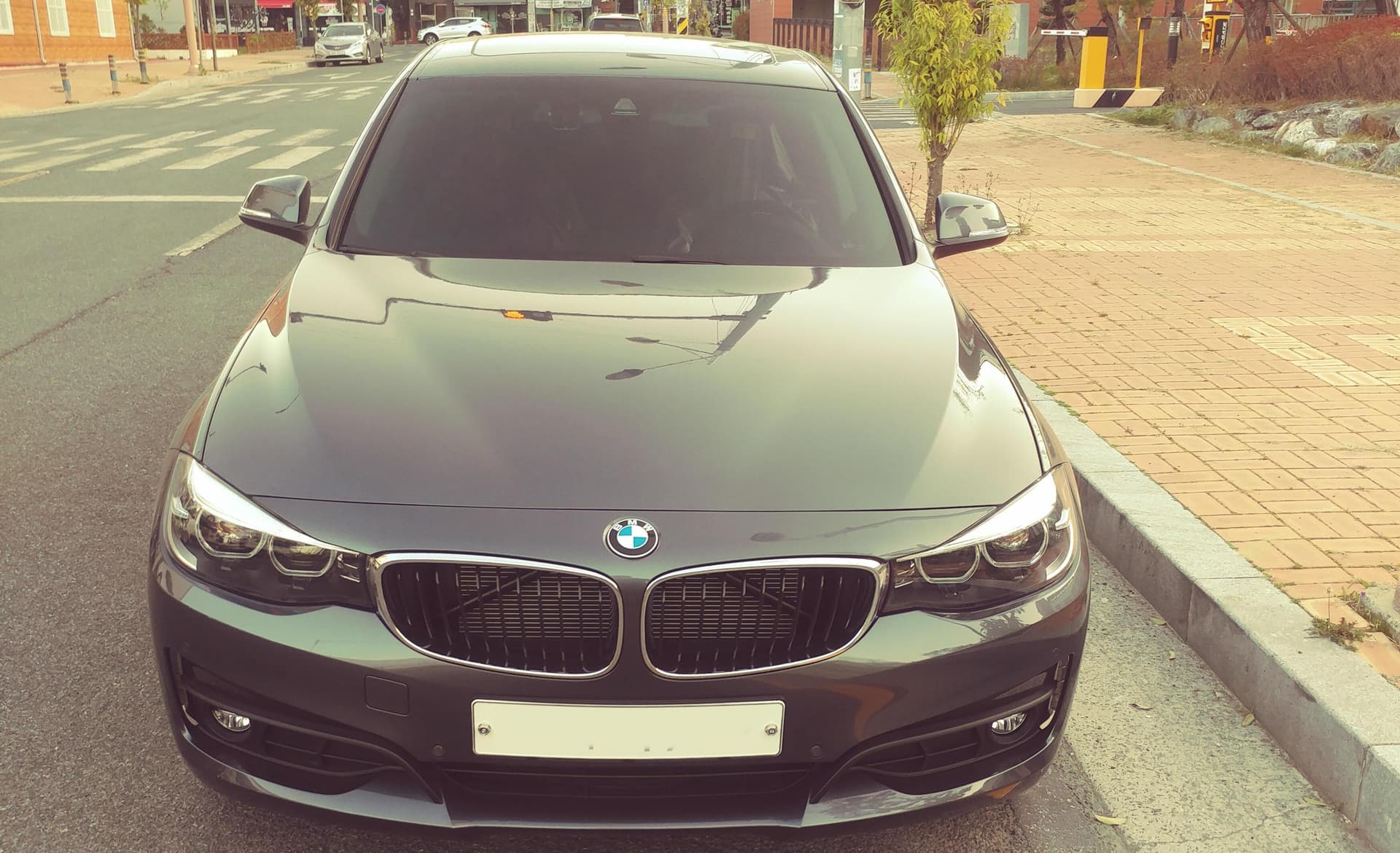 BMW 3시리즈 그란투리스모 320d GT xDriveOE 게시글 썸네일
