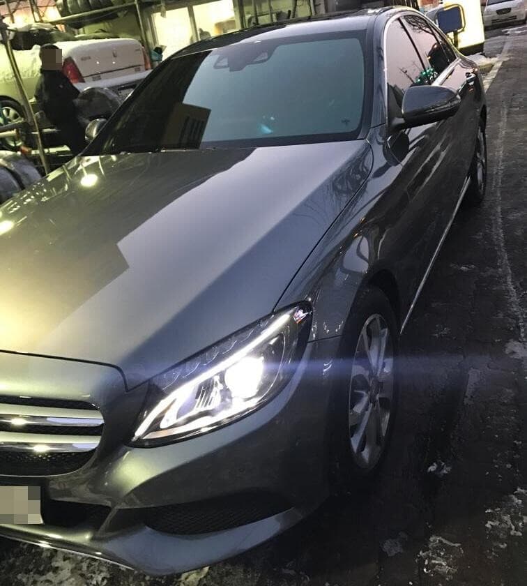 벤츠 C-클래스 C 220d 아방가르드 게시글 썸네일