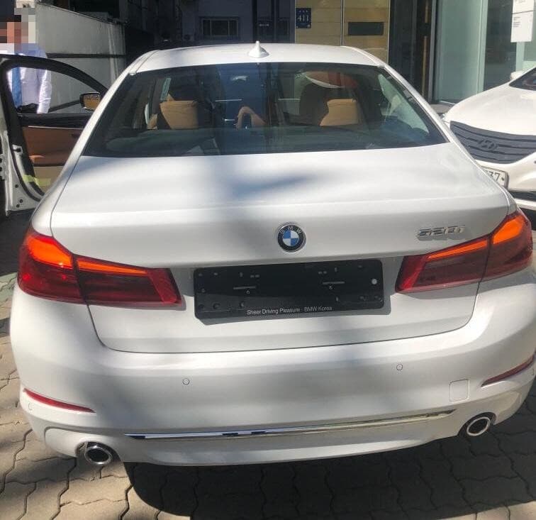 BMW 5시리즈 520i 럭셔리 OE 게시글 썸네일