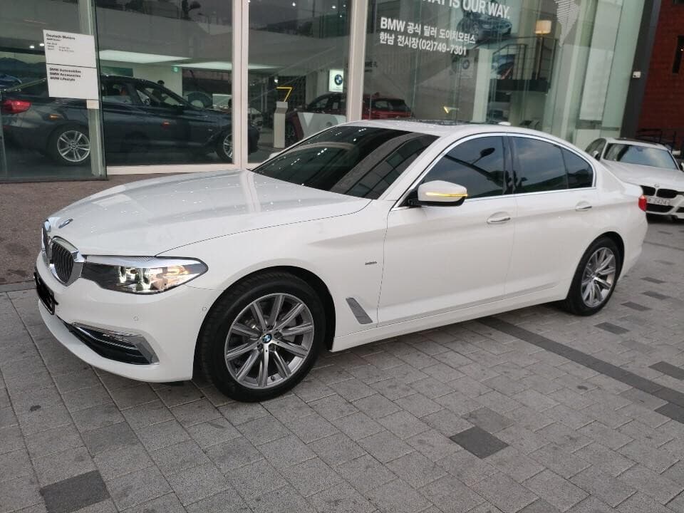 BMW 5시리즈 520i 럭셔리 게시글 썸네일